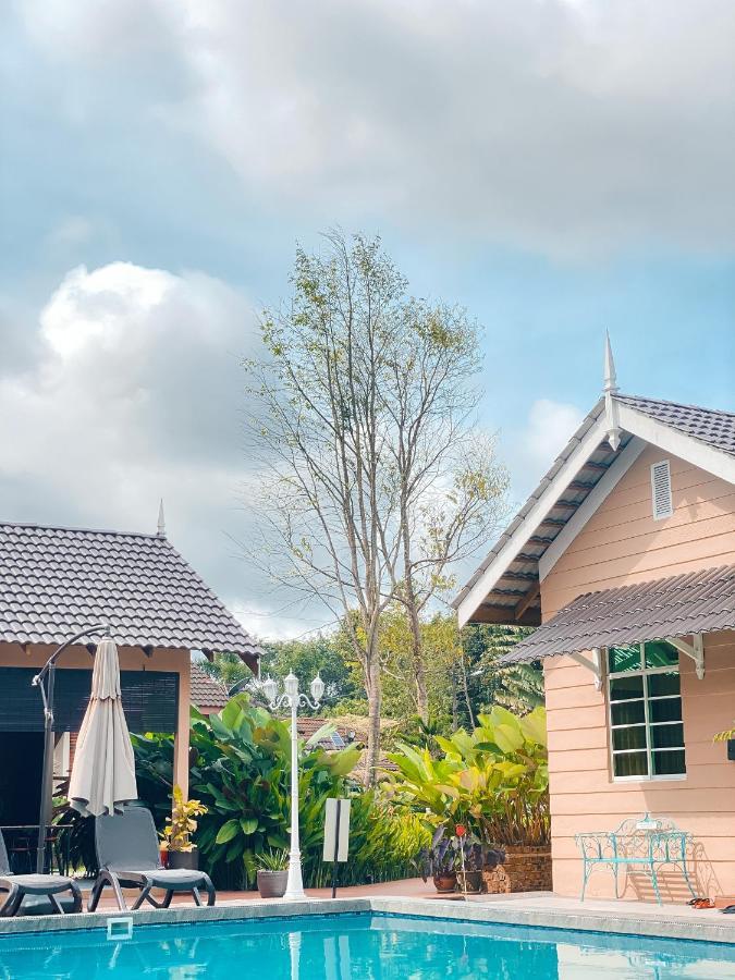 Gading Chalet Kuala Terengganu Exterior foto